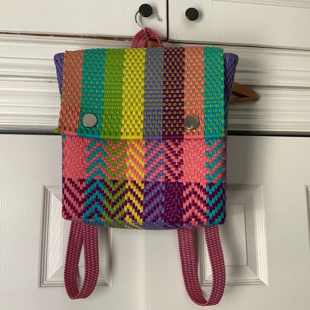 Woven backpack - pastel colors